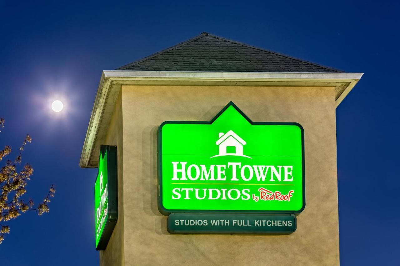 Hometowne Studios By Red Roof - Atlanta Ne - Peachtree Corners Norcross Ngoại thất bức ảnh